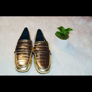 1State Gold Loafer